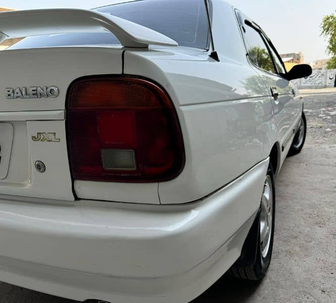 Suzuki Baleno 2003 8