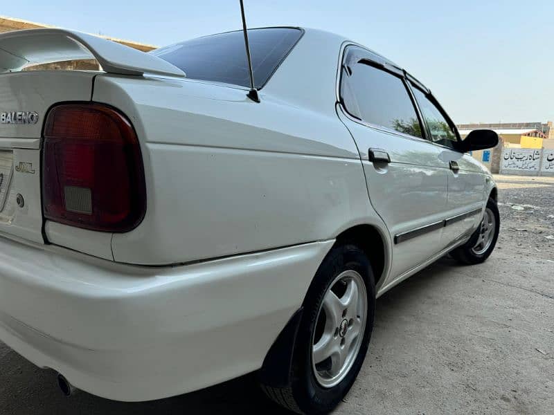 Suzuki Baleno 2003 10