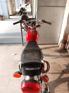 Honda 125 2005 Karachi