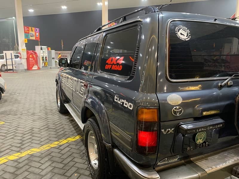 Toyota Land Cruiser 1992 3