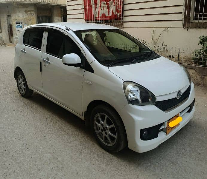 Daihatsu Mira 2014 1