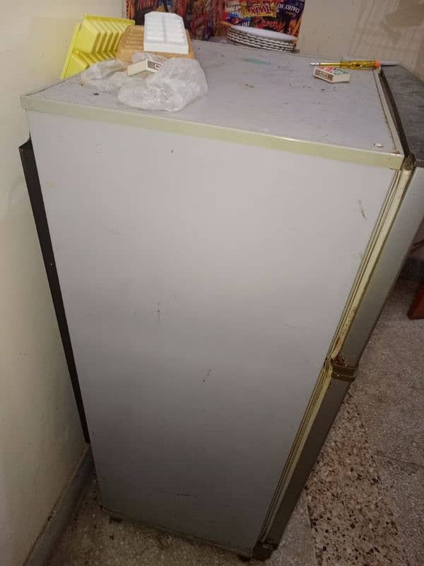 rifrigerator for sale, price is negotiable and two door  fell company 4