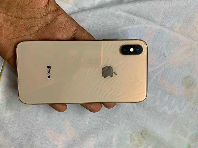 iphone xs gold mint condition like new 2