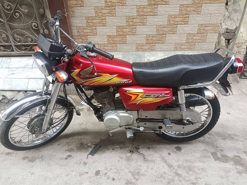 Honda CG125 like a new bike 3