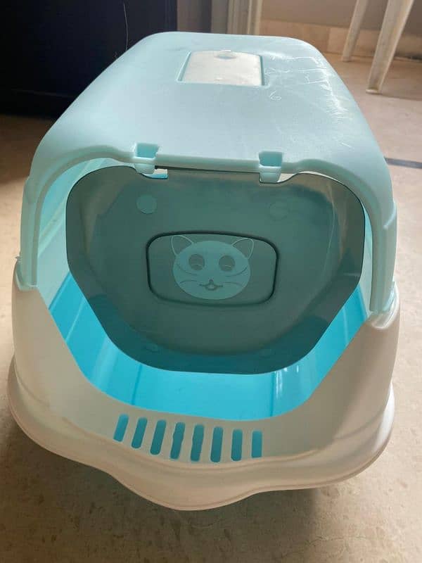 Cat litter box 1