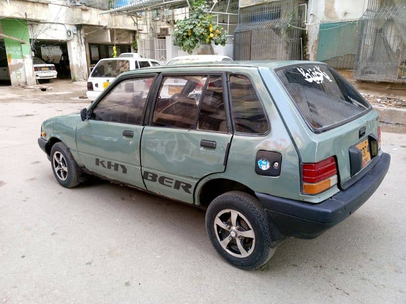 Suzuki Khyber 1992 3