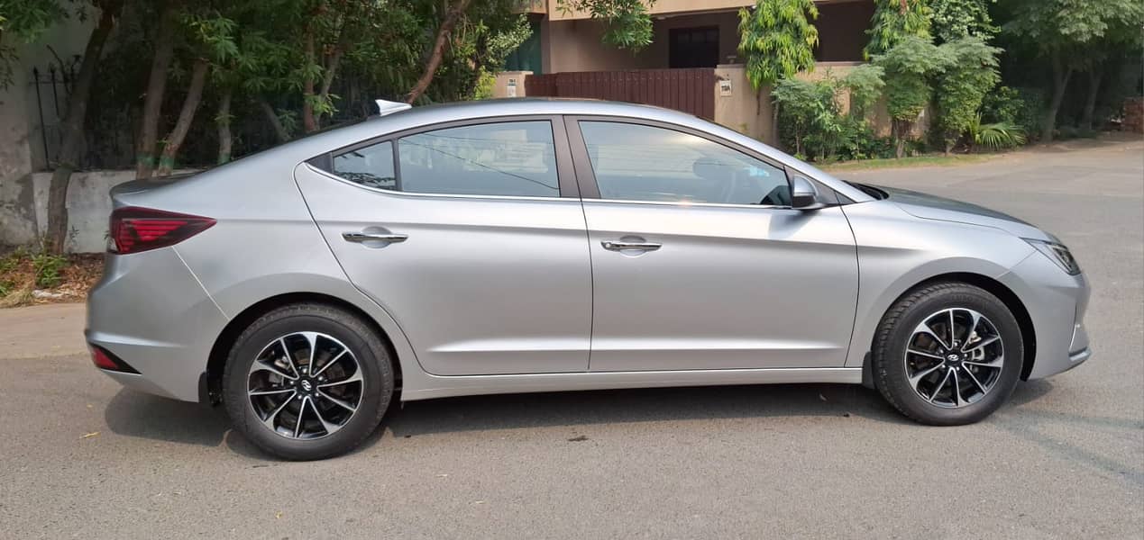 Hyundai Elantra GLS 2024 2