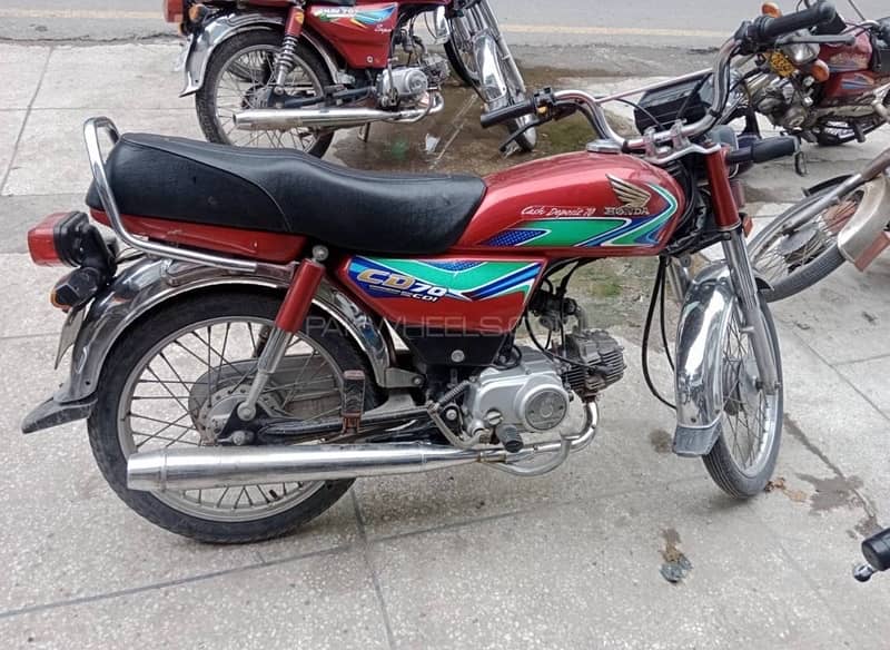 honda cd 70 sirf 4 hazar chali ha urgen 2