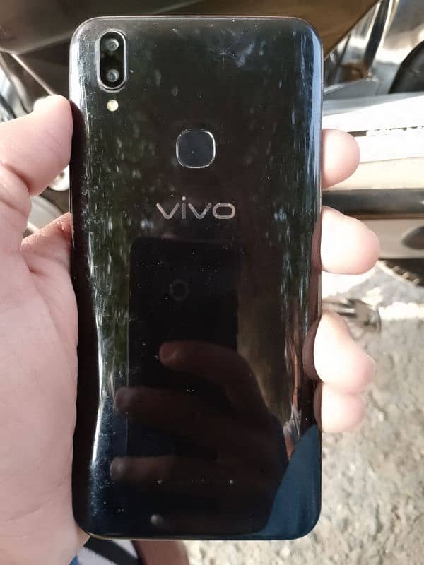 VIVO V9 4/64 GOOD CONDITION NO ANY FAULT PTA OFFICIAL APPROVED 0