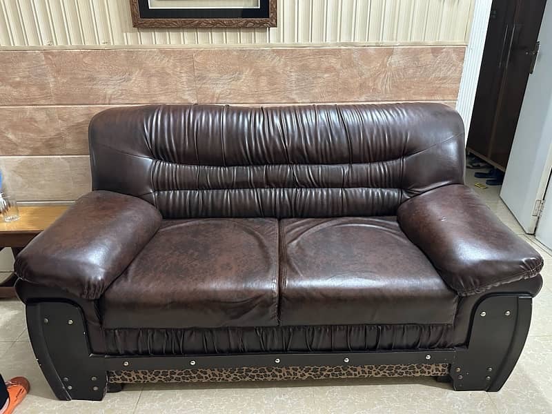 7 Seated leather Sofa Set 0