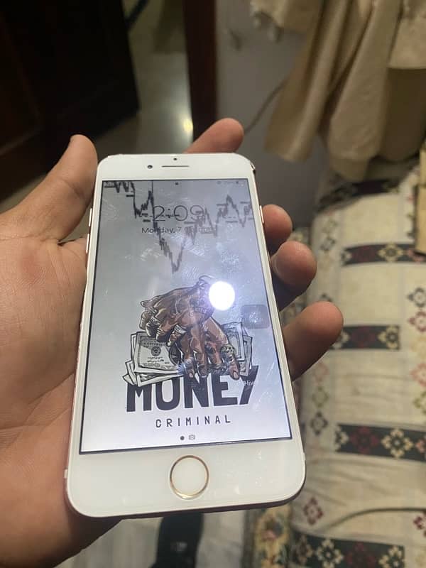 iPhone 7 128 GB (PTA approved ) 3