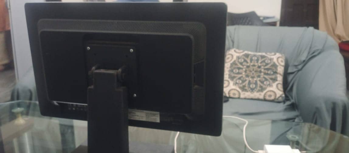 HP LCD 20 inches for urgent Sale 1