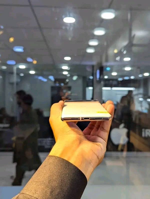 Google pixel 6 Pro 12/256 gb 03241196127 my whatsapp number 0