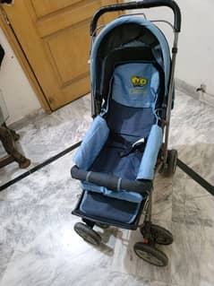 Slight used Pram just like new. Weight up-to 20kg