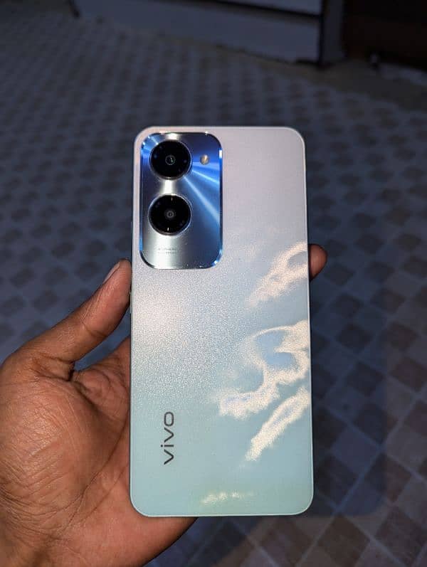 vivo y18 3