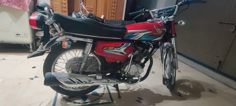 Honda 125 Fresh Urgent Sale. . 1