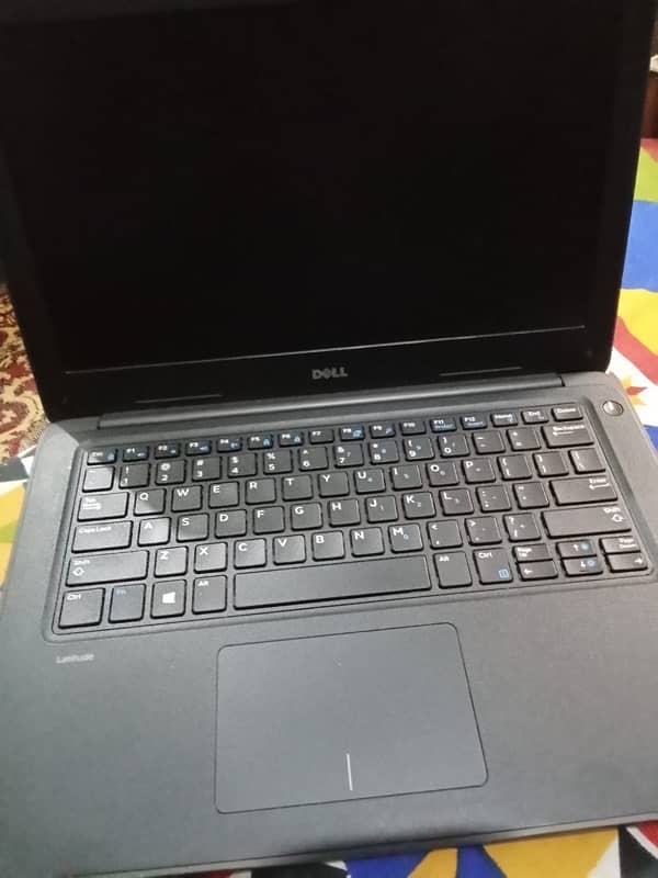 Dell Latitude i3 6th Gen 3