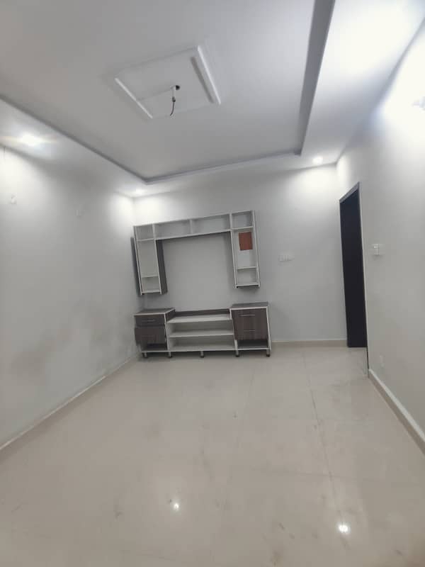 5 Marla single story flait available for Rent in Allama Iqbal town Lahore 4