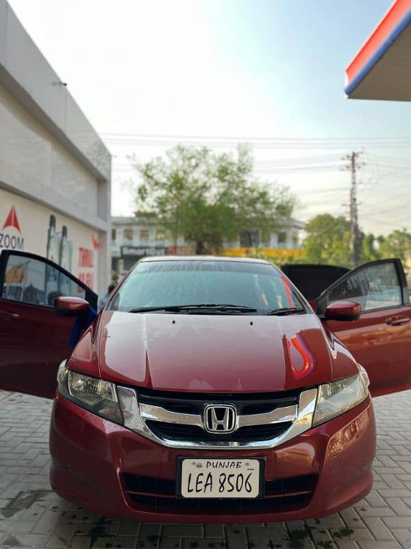 Honda City 1.3 2010 for urgent sale 0