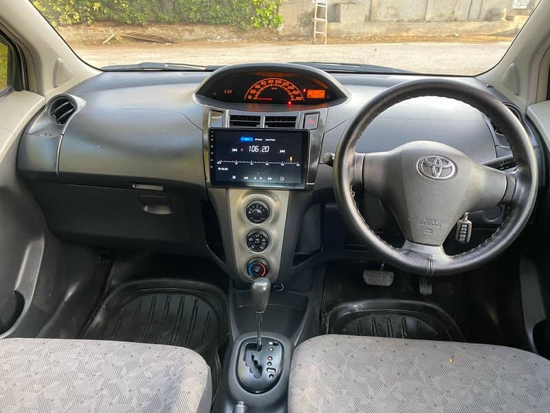 Toyota Vitz 2010 15