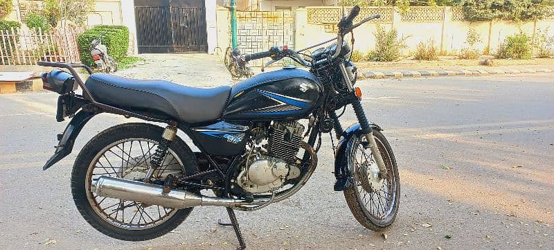 Suzuki GS-150 Available For Sale 0