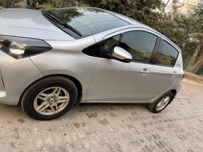 Toyota Vitz 2014/15 5