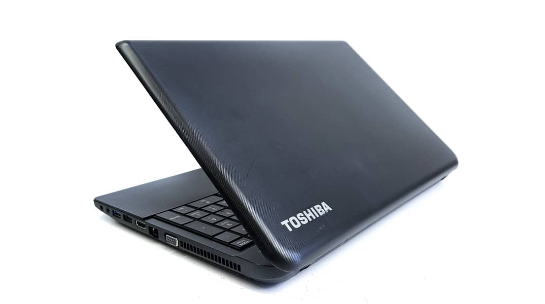 TOSHIBA SATELITE LAPTOP FOR SALE AT FAISALABAD 3