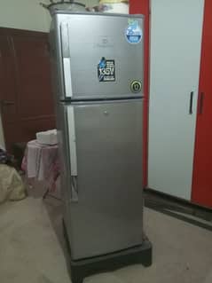 Dawlance fridge for sale