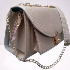 Ladies shoulder bag