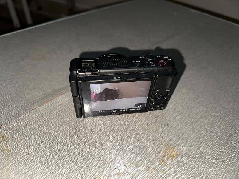 Sony zv-1f volgging camera photo video 11