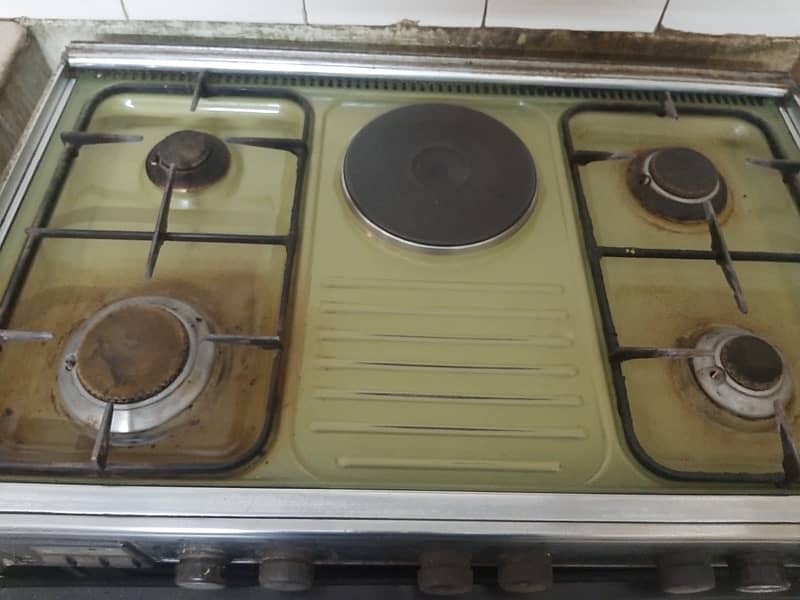 Technogas 4 Burner Stove Oven 0