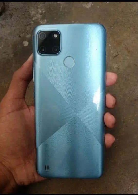 Realme C21 0