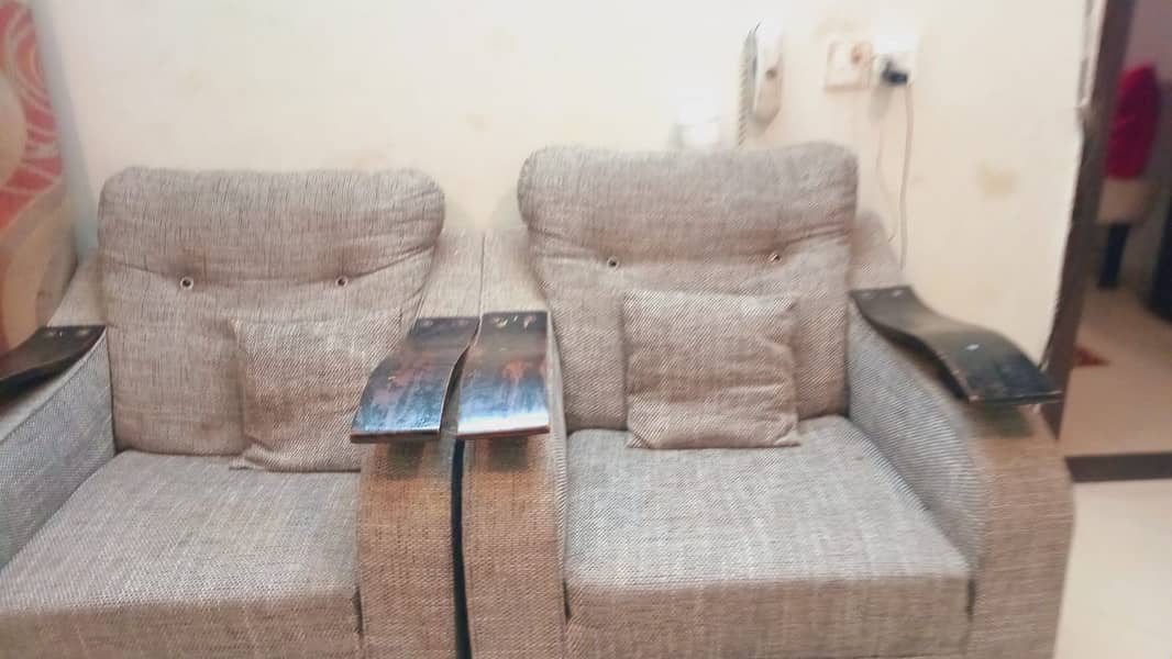 4 seater sofa set for sale 20,000 1