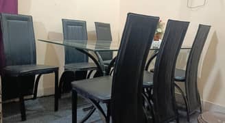 Dining table for sale