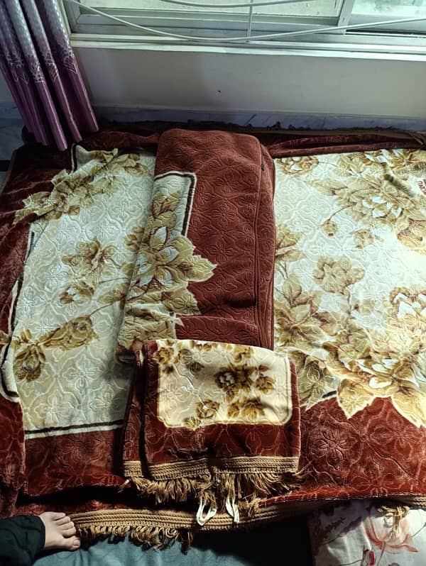 Korean blankets and bed sheets slightly used good condition 4