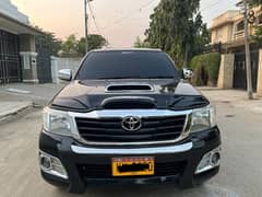 Toyota Hilux Vigo Invincible 2012/19 fully loaded b2b