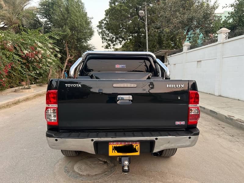 Toyota Hilux Vigo Invincible 2012/19 fully loaded b2b 3