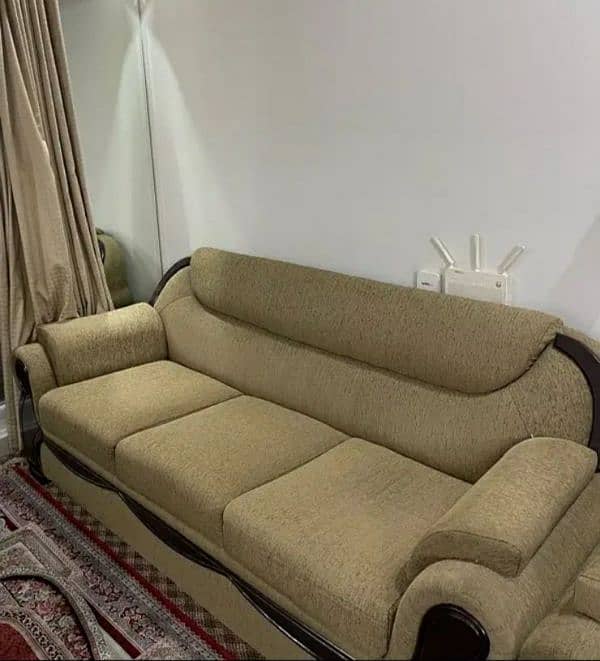 7 seater sofa's bilkul new and comfortable sofa set 3