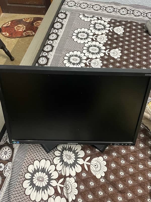 Samsung 22inch led 4