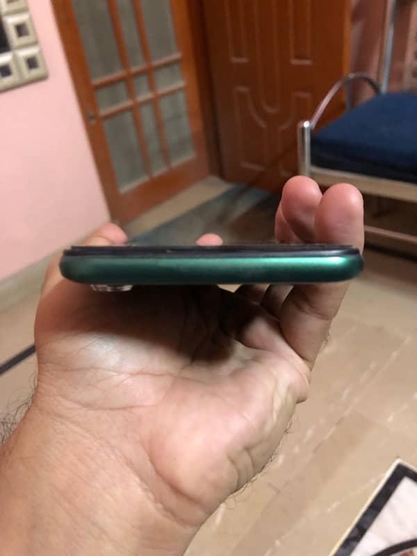 Realme 5i 4/64 1