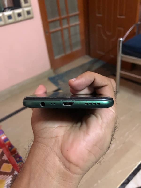 Realme 5i 4/64 3