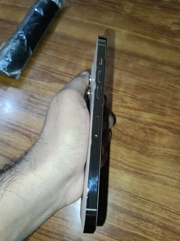 iphone 12 pro max 256 PTA 2