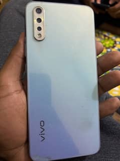 vivo s1  (03111438136)