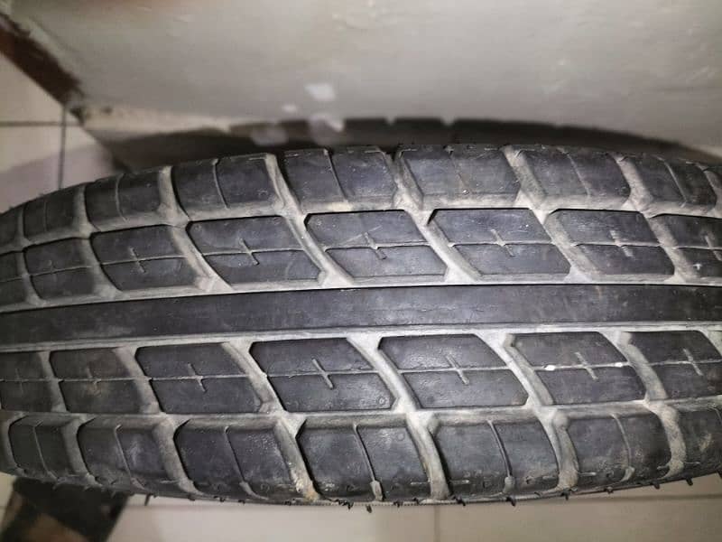 rickshaw tyre 3