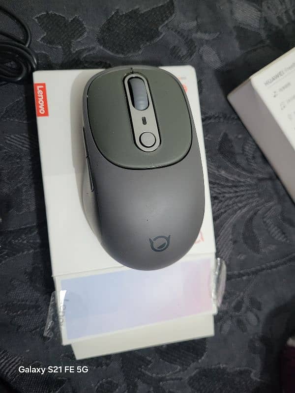 Lenovo X1 Gaming Bluetooth mouse 2