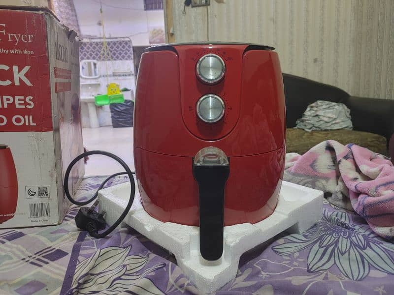 ikon Air Fryer for sale new condition 1