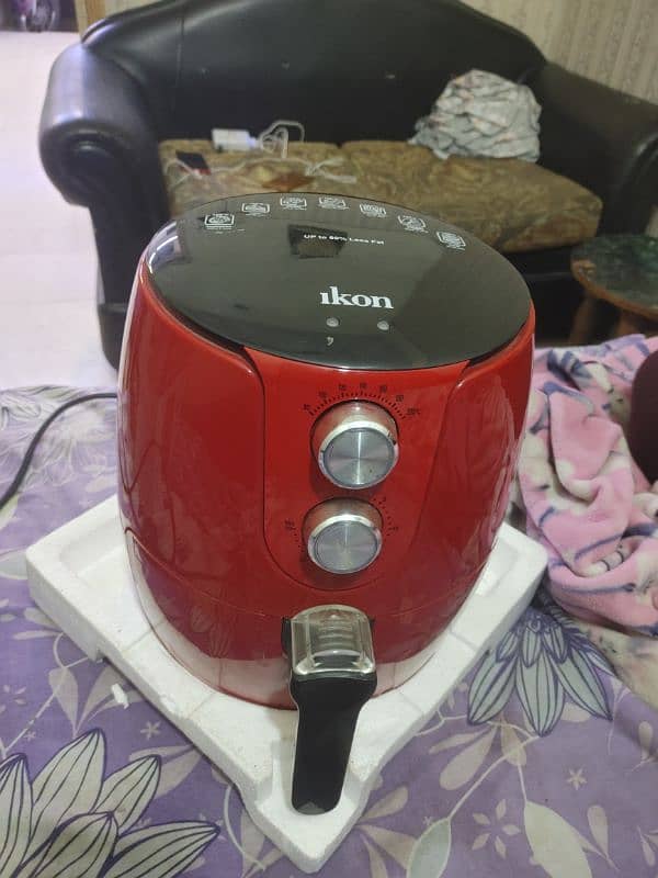 ikon Air Fryer for sale new condition 3