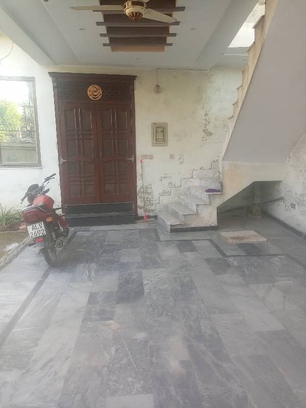 10 Marla Upper Portion Rent Friends Colony Misryal Road. 2