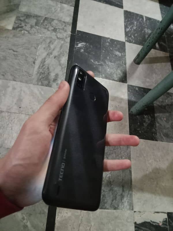 Tecno spark 6go 4/64 0