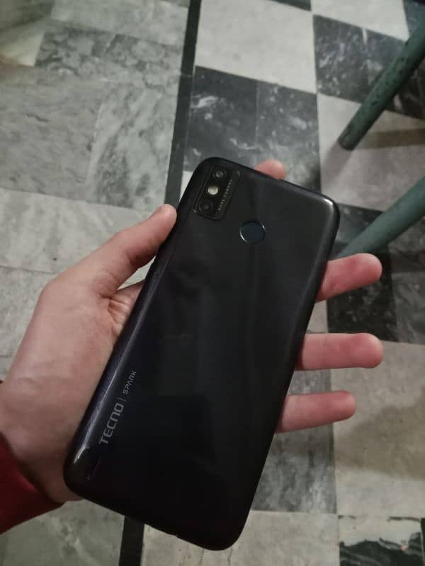 Tecno spark 6go 4/64 1